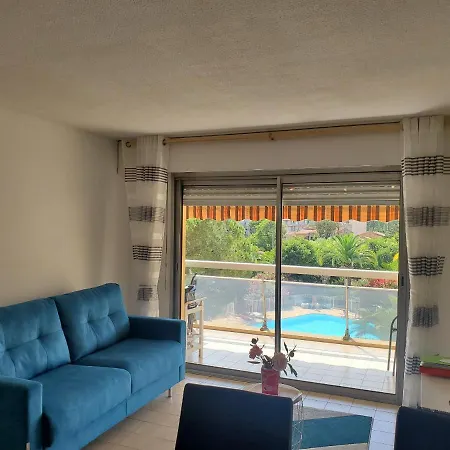 Miougrano 2 Pieces Climatise 47m2 Piscine, Parking Apartment Frejus