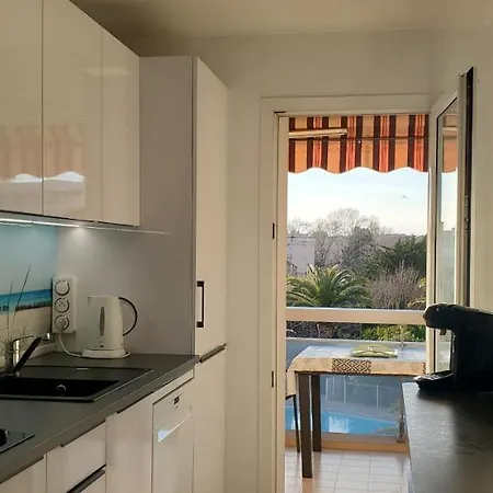 Miougrano 2 Pieces Climatise 47m2 Piscine, Parking Fréjus