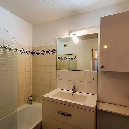 Miougrano 2 Pieces Climatise 47m2 Piscine, Parking * Fréjus